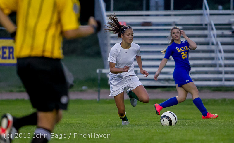 22681 Girls Soccer v Hazen 091615