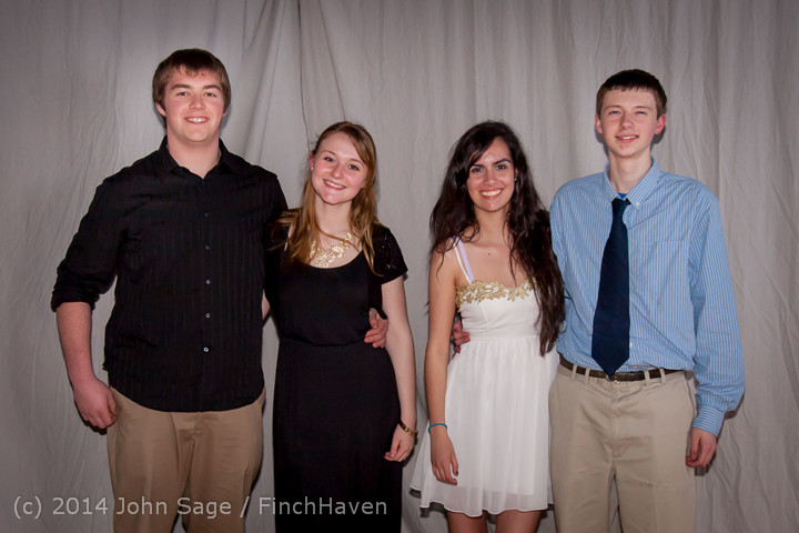 5411-b Vashon Island High School Tolo Dance 2014 031514