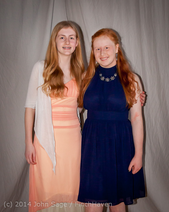 5417-b Vashon Island High School Tolo Dance 2014 031514