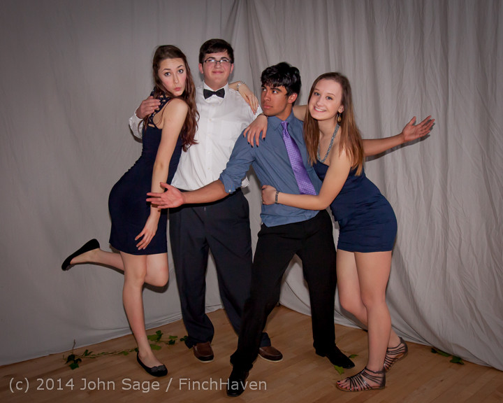 5446 Vashon Island High School Tolo Dance 2014 031514