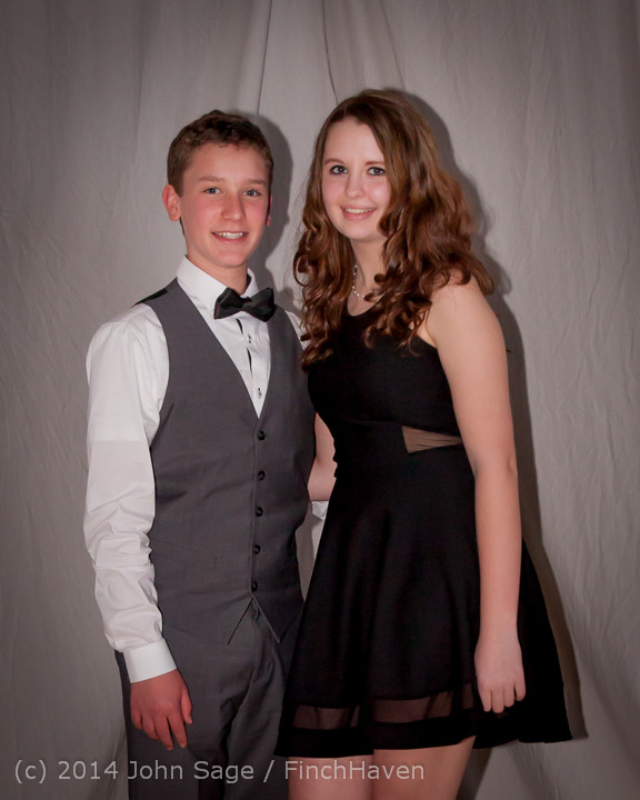 5465-b Vashon Island High School Tolo Dance 2014 031514