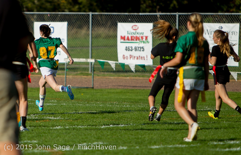 18644 VIHS Powderpuff Game Homecoming 2015 101615