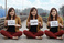 holding-a-sign_ws_1361710359