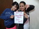 holding-a-sign_ws_1364274548