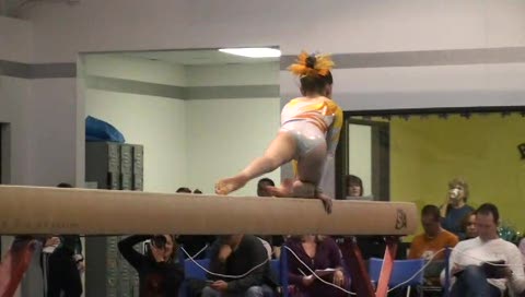HUGS (Madison Leistra) - 9.50 - 1st