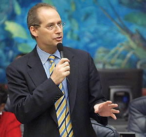 Dan Gelber