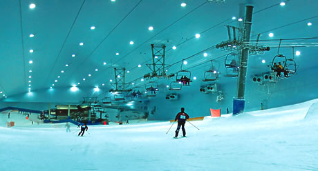 Indoor ski slop