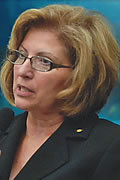 Janet Cruz