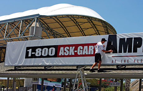 1-800-ASK-GARY Ampitheatre