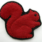 Red_squirrel_a_thumb