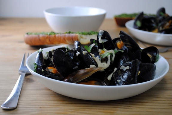 mussels in arak