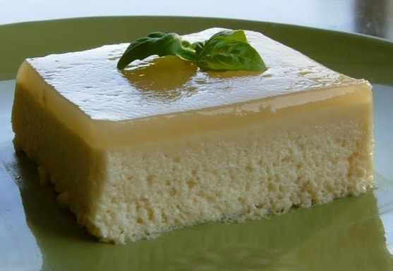 Mouthwatering Spanish cake 