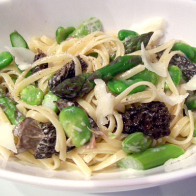 Linguine with Asparagus, Morels and Favas