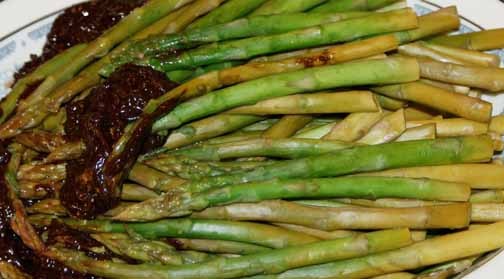 Chocolate-dipped_asparagus--b