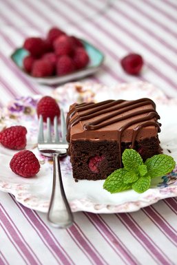 Raspberrytrufflebrownies1