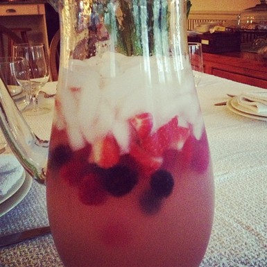 Mixed_berry_sangria