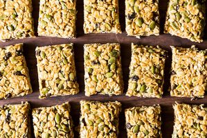 The New Veganism: 5-Minute, No-Bake Granola Bars
