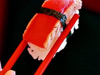 Tuna-nigiri-ck-320346-l