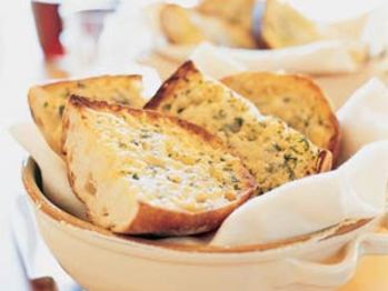 Garlic-bread-su-600542-l