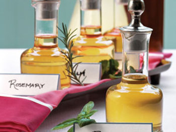 Rosemary-syrup-sl-1615478-l
