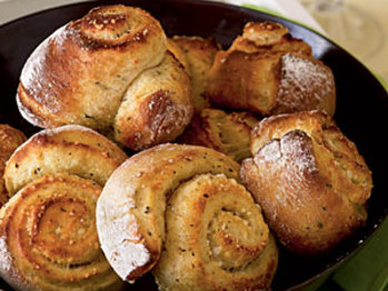 Parmesan-thyme-rolls-ck-l