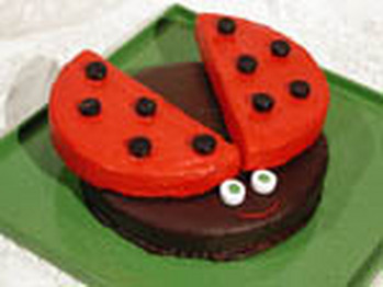 Ladybug_cake_image_lg