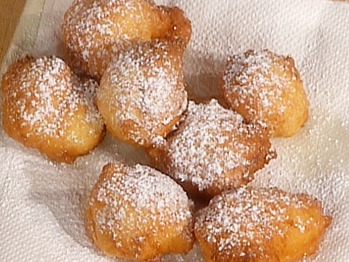 Mb2e09-4_rum-and-ricotta-fritters_s4x3_lg