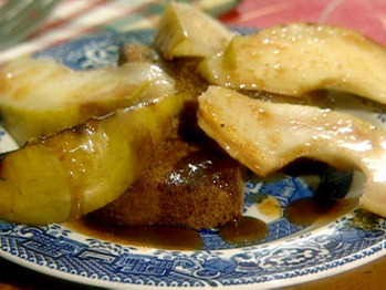0038870f2_toasted-gingerbread-with-grilled-pears-and-caramel_s4x3_lg