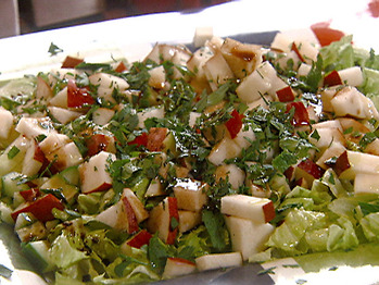 Rm0401_pear_salad_lg