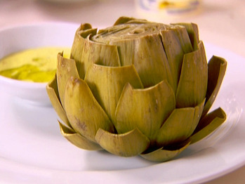 Ek0508_steamed-artichokes_lg