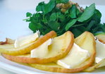 Insalata ai Mela ferri e Caldo Camembert Recipe