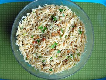 Orzo_with_toasted_pine_nuts.jpgsmaller