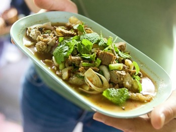 20120311-196735-isan-grilled-beef-salad