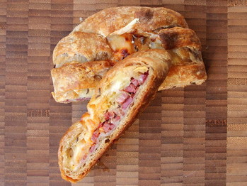20120327-198825-bread-baking-reuben-danish