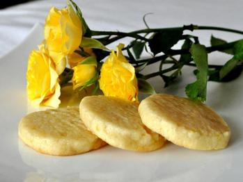 20120220-cookiemonster-lemonshinecookies