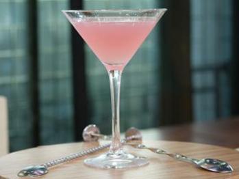 Cosmopolitan_08531_16x9