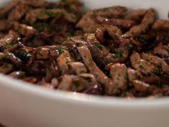 Calves_liver_with_sweet_88165_16x9