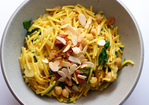 spaghetti with chorizo and almonds Recipe