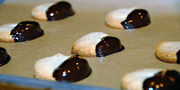 Black_and_white_cookies