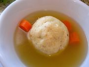 Matzoh_ball_served_2