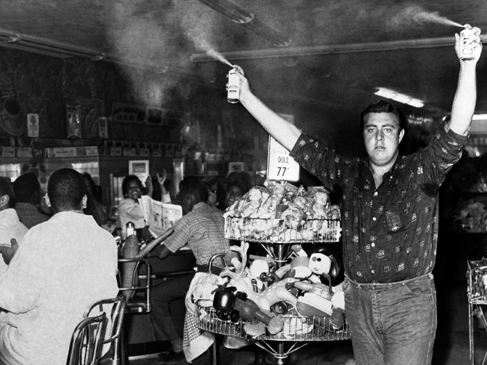 Segregationist sprays insect repellant