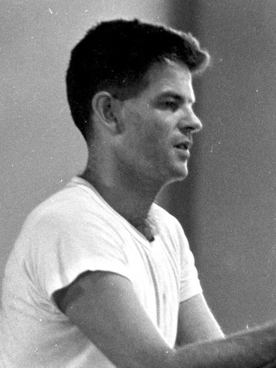 Dr. Lynd