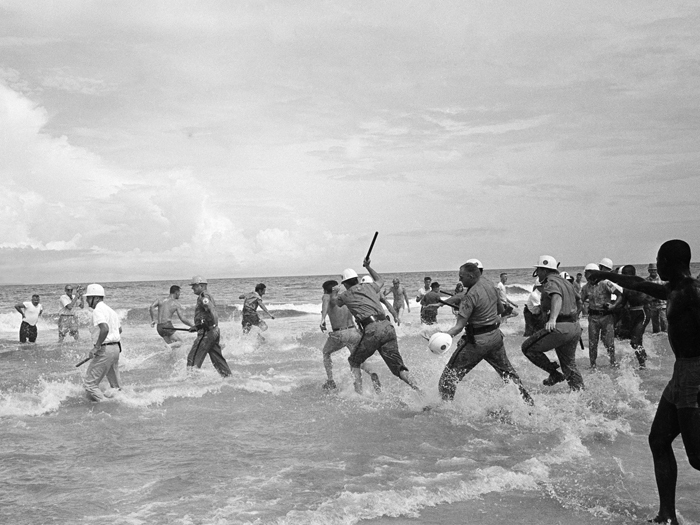 Police get involved in the wade-in
