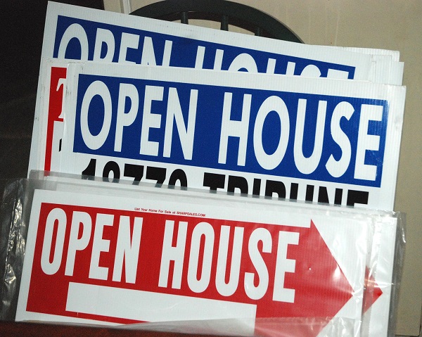 The Top 8 Reasons To Work With A Buyer's Agent When You're On The House Hunt