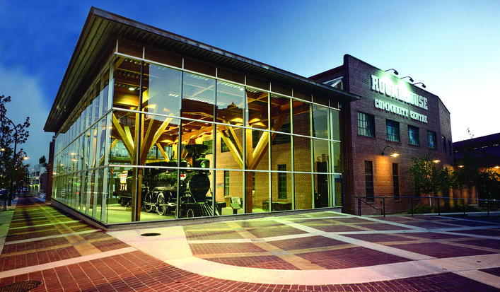 Roundhouse_at_dusk_opt