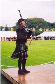 Andrew Douglas - Professional Bagpiper