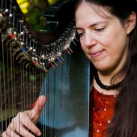 Annette Bjorling - Harpist - Celtic Music in Oak Lawn, Illinois
