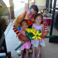 Balloonie the Clown - Circus & Acrobatic in Delano, California
