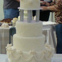 Betty's Cakes - Cake Decorator in Miami, Florida