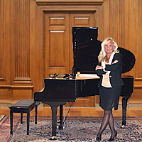 Chicago's # 1 Special Event Pianist Kathie Nicolet - Pianist in Melrose Park, Illinois